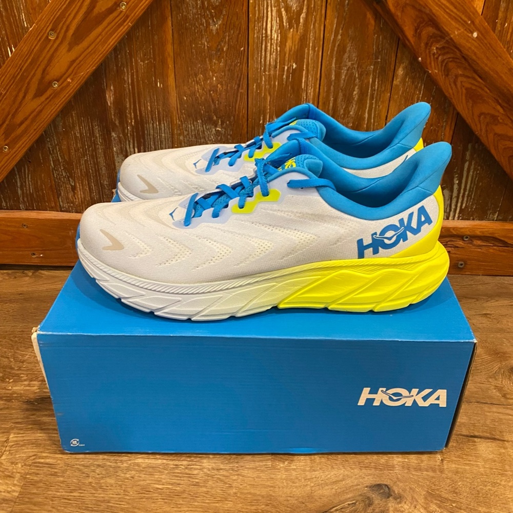 Men's Hoka Arahi 6 Stability Running Shoe - Picture 2 of 9